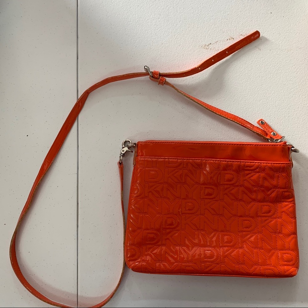 AUTHENTIC DKNY SHOULDER BAG
